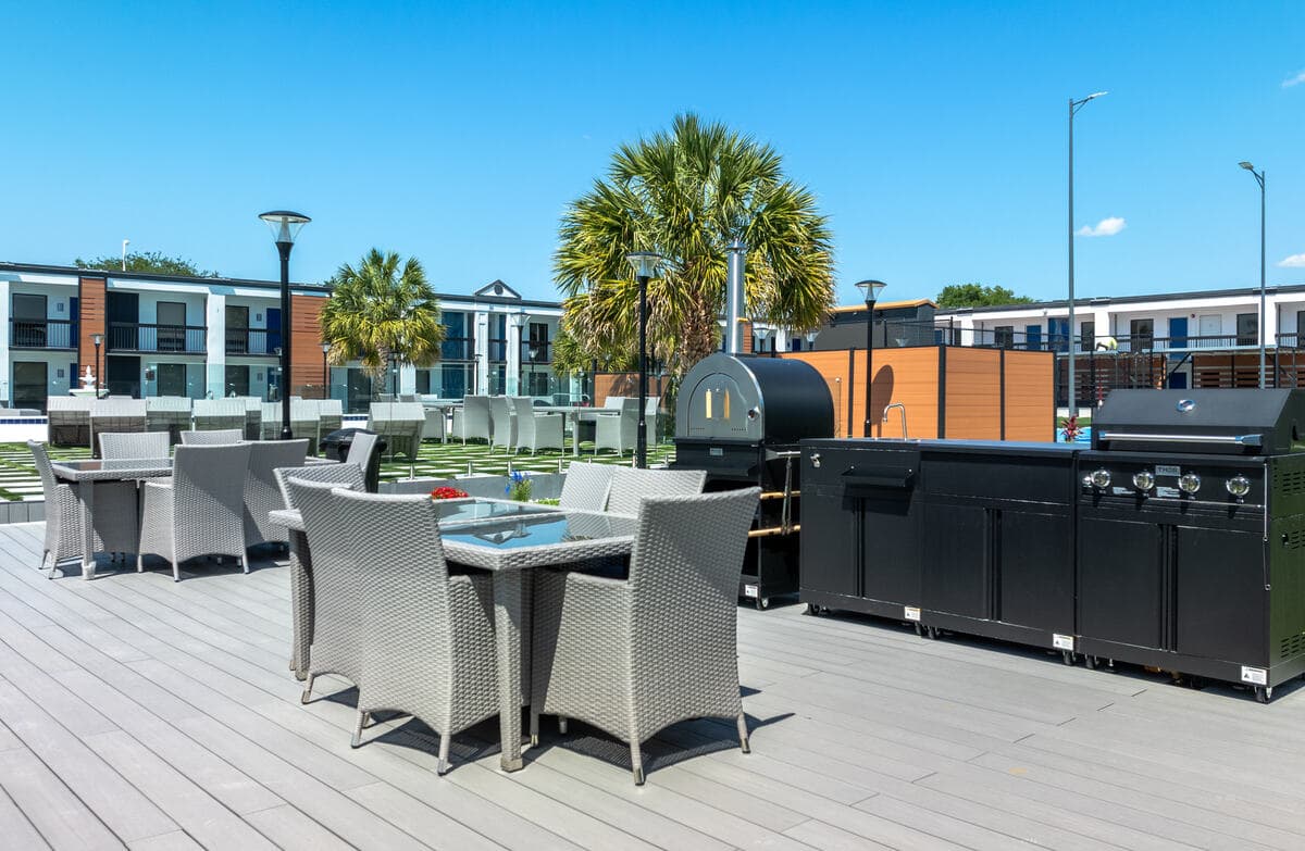 Outdoor kitchen at The Jade