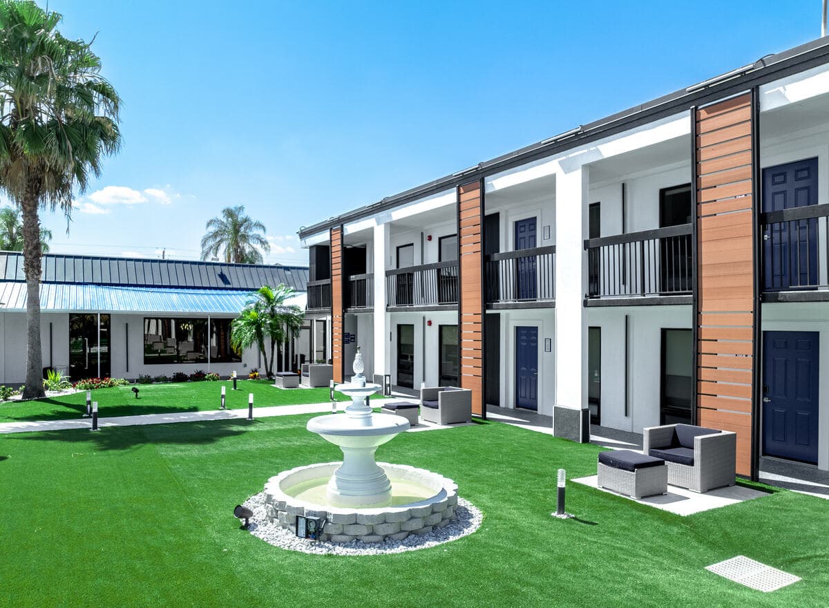 The courtyard at The Jade