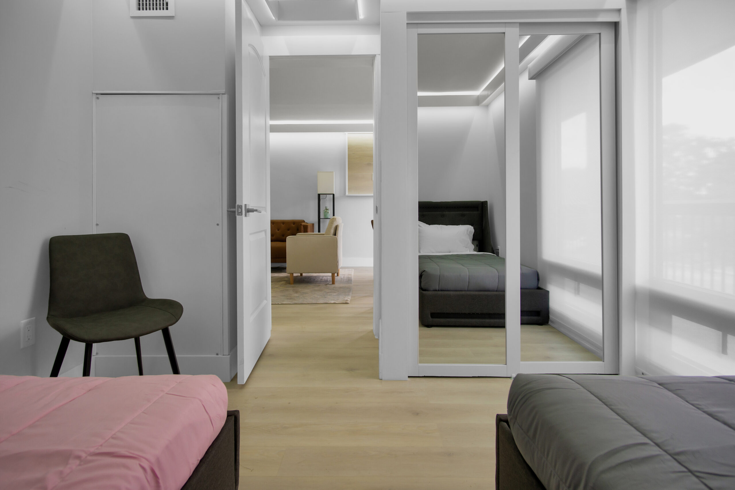 Featured image for “Live Smart, Work Smarter: Remote-Ready Apartment Trends & Tips at The Jade”